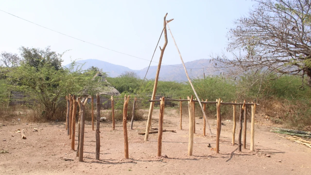 The beginnings of a new “home” for a family in Allipalem.